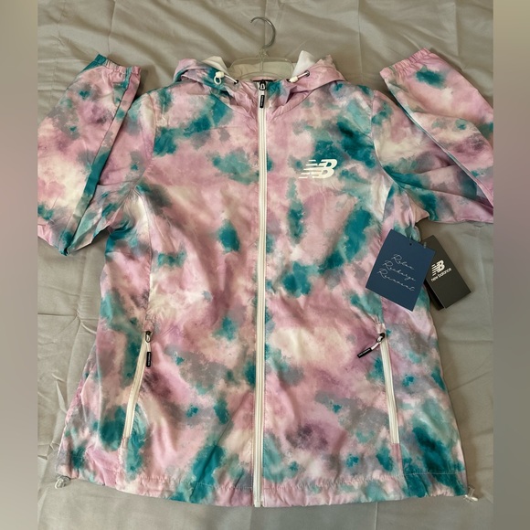 New Balance Jackets & Blazers - New Balance women Windbreaker Zip up Hooded Jacket Water Resistant Size Large